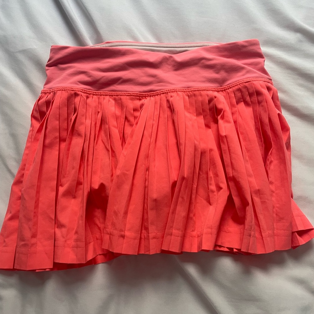 OLD lululemon pleated skirt in coral
